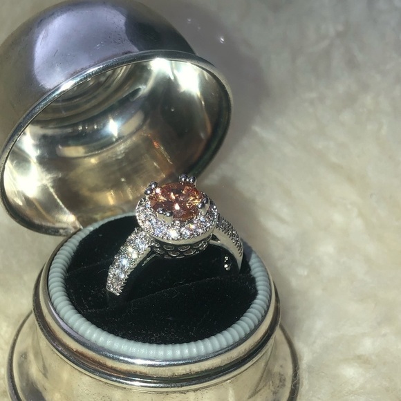 SILVER Tone Simulated Morganite Halo Ring w Filigree Setting Sturdy Costume s7 - Picture 2 of 6